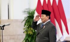 PRESIDEN PRABOWO LANTIK DUA MENTERI DAN TIGA WAKIL MENTERI KABINET MERAH PUTIH