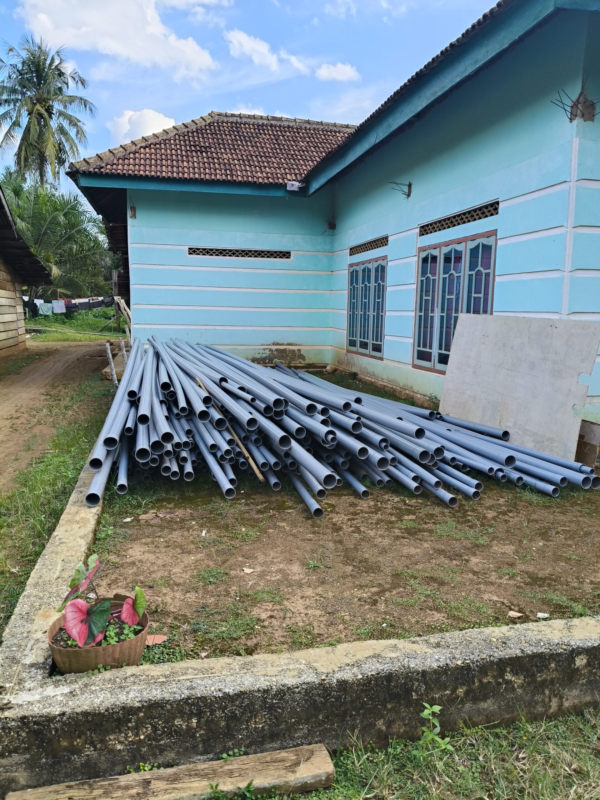 IMG20250918154654-scaled OKNUM BPD DESA DAMAI MAKMUR RIMBO ULU, PENGELOLA PROYEK SWAKELOLA POKMAS TA 2025