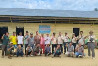 Foto Bersama masyarakat Dusun Kelumpang Jaya Desa Balai Rajo Kec.VII Koto Ilir