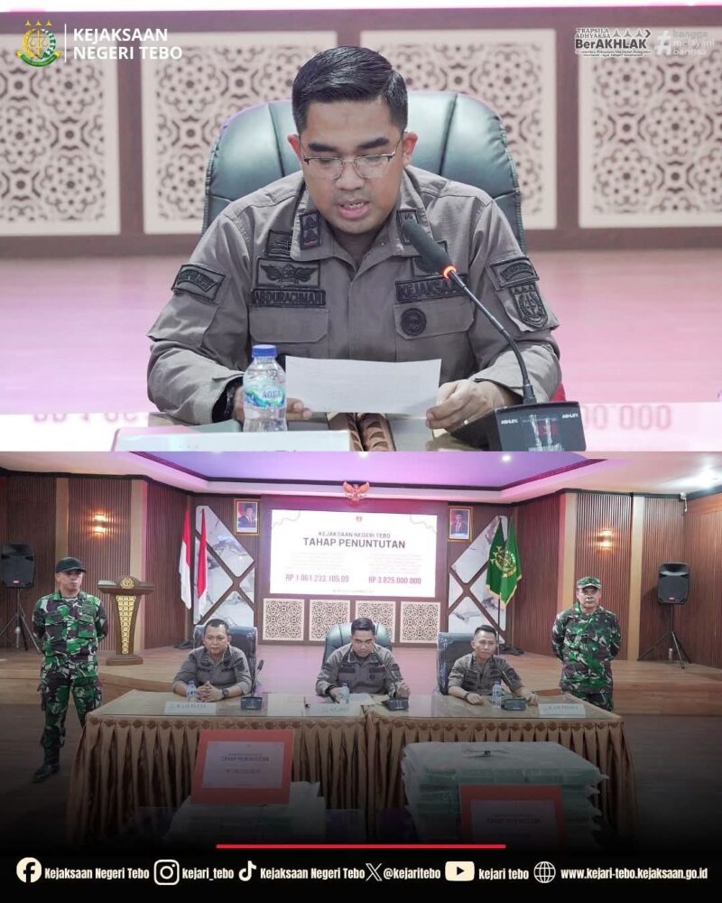 Kejari Tebo saat pers rilis di aula kejaksaan negeri tebo (sumber foto : facebook kejaksaan negeri tebo)
