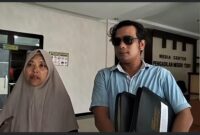 HENDRI.C.SARAGI S.H dan IBU KORBAN Saat Konferensi Pers di PN Tebo