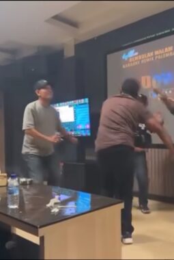 Viral Di Grup Media Sosial,Ini Klarifikasi Kades Tambun Arang Terkait Videonya