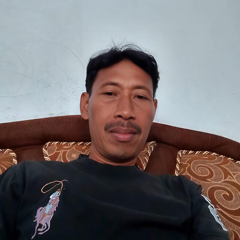 Boge Kukuh Trihatnolo salah satu putra terbaik Desa Giriwinangun resmi mendaftarkan diri sebagai calon Kepala Desa.