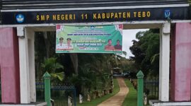 DUGAAN SMPN 11 TEBO MASIH JUAL-BELI LKS BAGI SISWANYA