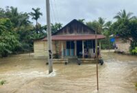Tampak Rumah Warga Terendam Banjir karena Luapan Air Sungai