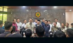 Rapat dan Konferensi Pers Bahas Anjloknya Harga TBS Sawit Petani
