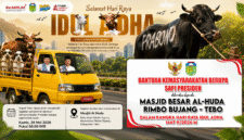 ILUSTRASI PENYERAHAN SAPI BANTUAN PRESIDEN OLEH BUPATI TEBO