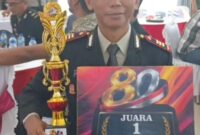 KAPOLSEK RIMBO ULU SAAT MEMENANGKAN TROFI JUARA 1 LOMBA KEBERSIHAN MAKO